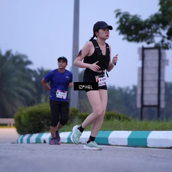 Runner Photo 7485823