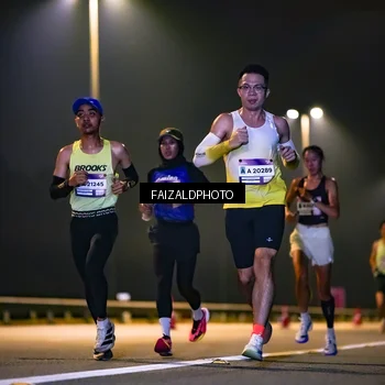 Runner Photo 7485843