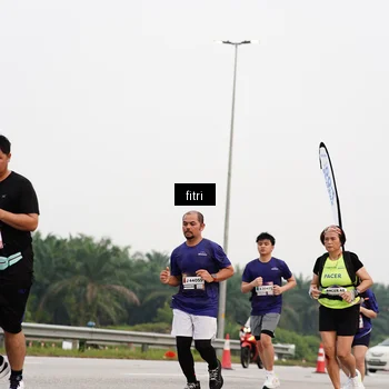 Runner Photo 7485846