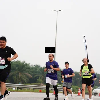 Runner Photo 7485848