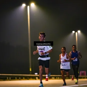 Runner Photo 7485893