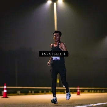 Runner Photo 7485920