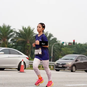 Runner Photo 7485922