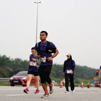 Runner Photo 7485934