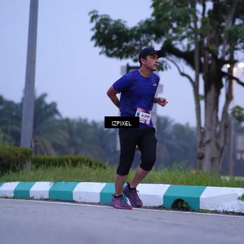 Runner Photo 7485950