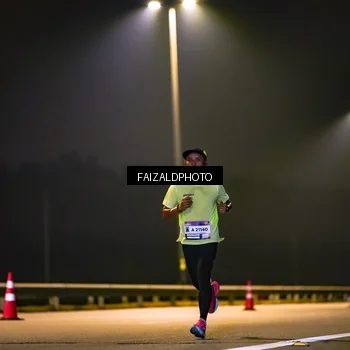 Runner Photo 7485962