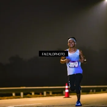 Runner Photo 7485996