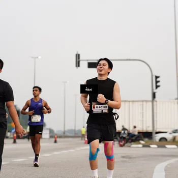 Runner Photo 7486018