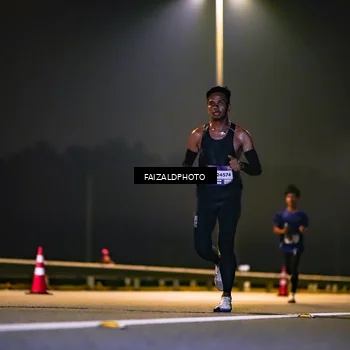 Runner Photo 7486047