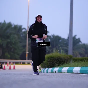 Runner Photo 7486066