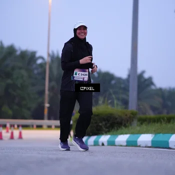 Runner Photo 7486079