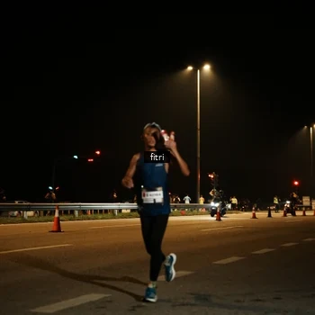 Runner Photo 7486084
