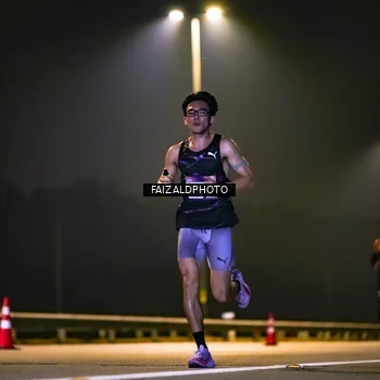 Runner Photo 7486085