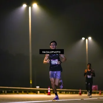 Runner Photo 7486092
