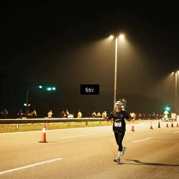 Runner Photo 7486102