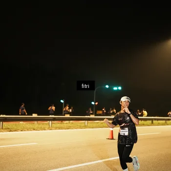 Runner Photo 7486110