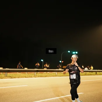 Runner Photo 7486113