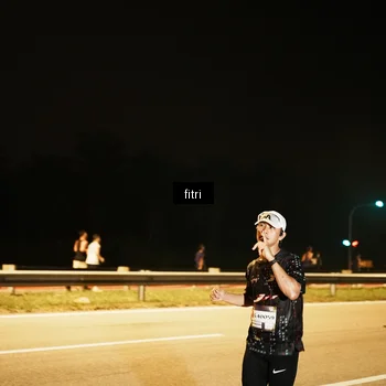 Runner Photo 7486118