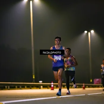 Runner Photo 7486143