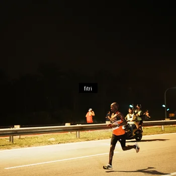Runner Photo 7486155