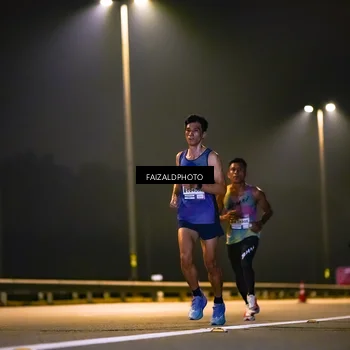 Runner Photo 7486157