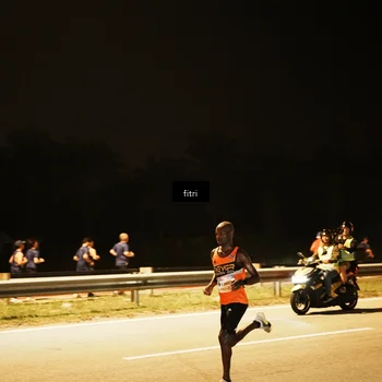 Runner Photo 7486159