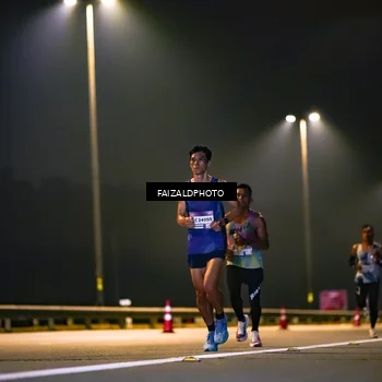 Runner Photo 7486163