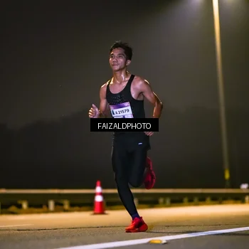 Runner Photo 7486249