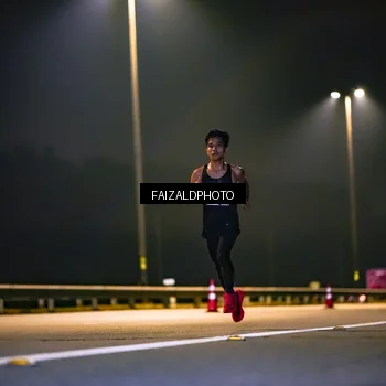 Runner Photo 7486263