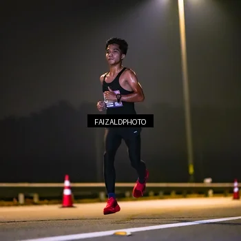 Runner Photo 7486275