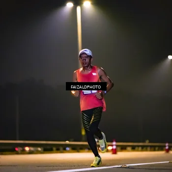Runner Photo 7486310
