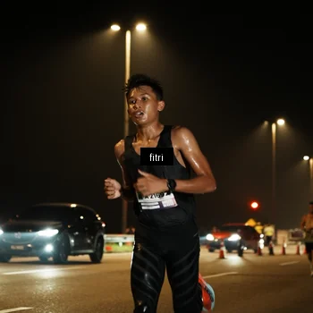 Runner Photo 7486333
