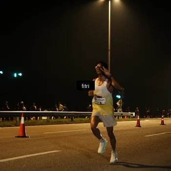 Runner Photo 7486335