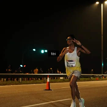 Runner Photo 7486339