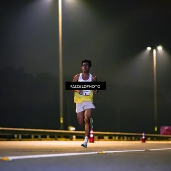 Runner Photo 7486375