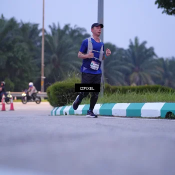 Runner Photo 7486388