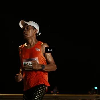 Runner Photo 7486390