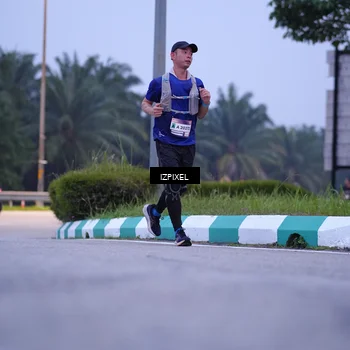 Runner Photo 7486472