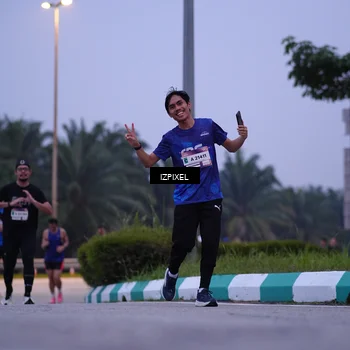Runner Photo 7486496