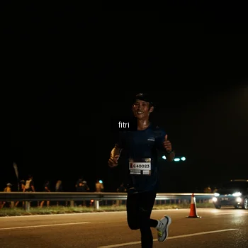 Runner Photo 7486529