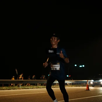 Runner Photo 7486551
