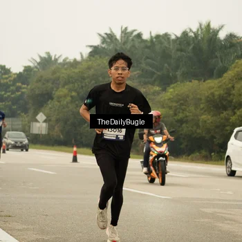 Runner Photo 7486552