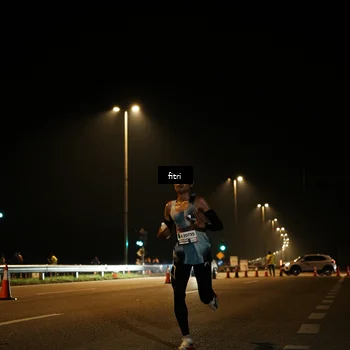 Runner Photo 7486570