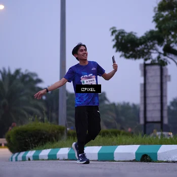 Runner Photo 7486598