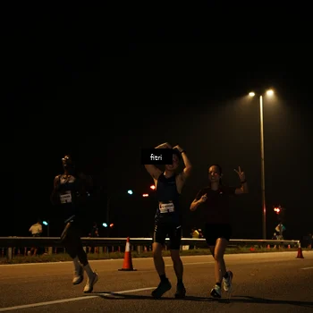 Runner Photo 7486606