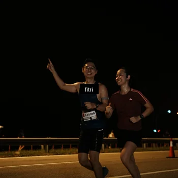 Runner Photo 7486614