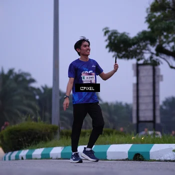 Runner Photo 7486619