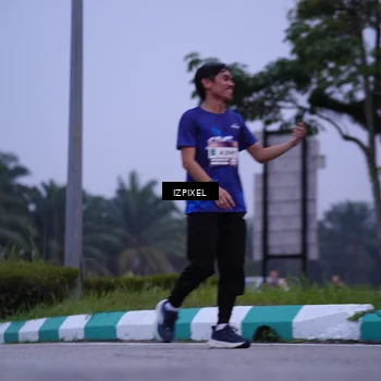 Runner Photo 7486638