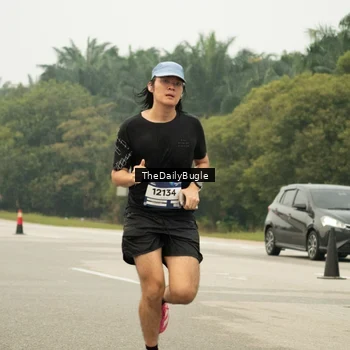 Runner Photo 7486663