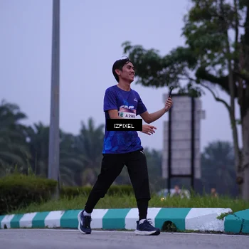 Runner Photo 7486681